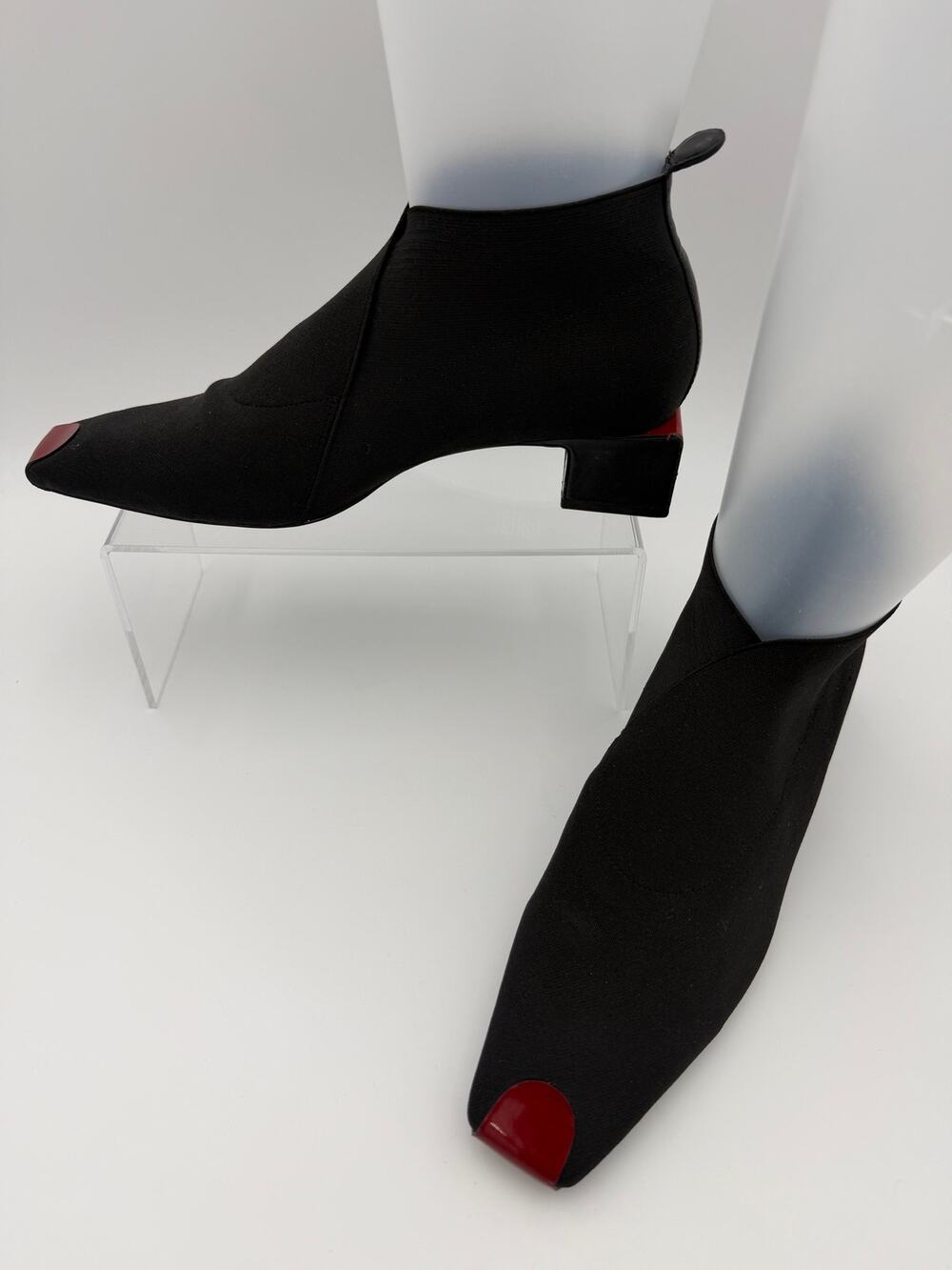Tory Burch Elastic Ankle Boot Black Size 7.5 Red Cap Toe Stretch
